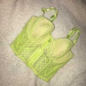 Victoria Secret Buste